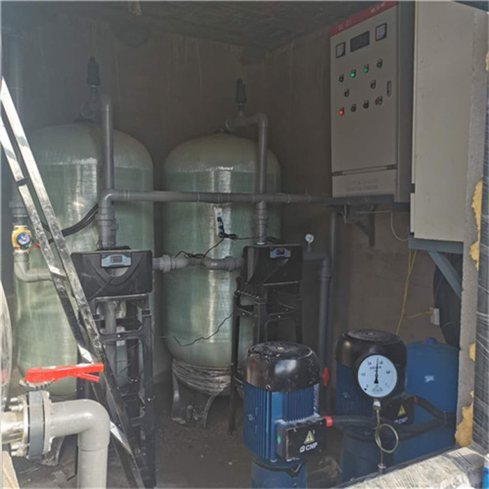 漢中龍崗玻璃廠多介質(zhì)過(guò)濾+供水設(shè)備 漢中龍崗玻璃廠多介質(zhì)過(guò)濾+供水設(shè)備